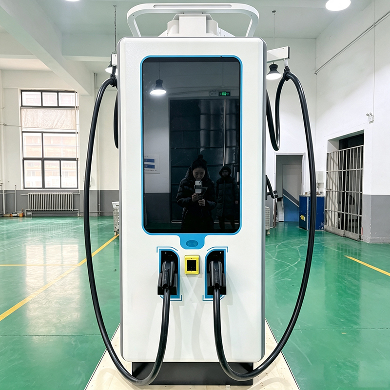 160kW Cabinet Type DC Fast EV Charging Station with CCS2 Connector, Modular Commercial DC Charger for Highway Service Station, Shopping Mall, Public Charging Hub