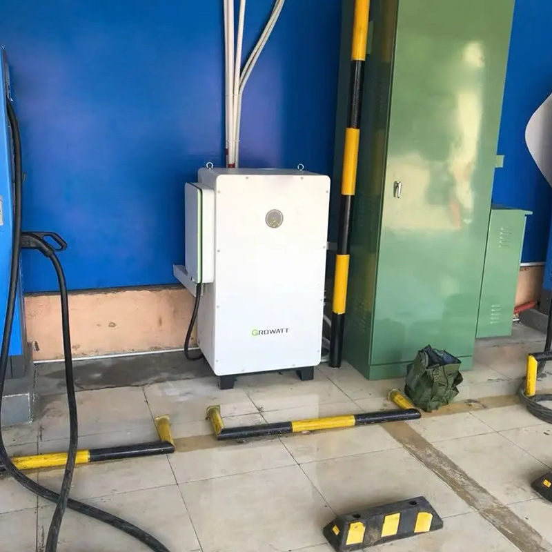 Growatt WIT 50-100kW Three Phase Hybrid Solar Inverter Supports High Voltage Battery, 380/400/415Vac Grid, IP66 Protection. Ideal for Commercial & Industrial Energy Storage Projects