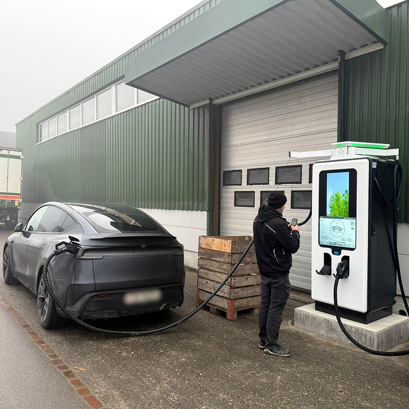 160kW Cabinet Type DC Fast EV Charging Station with CCS2 Connector, Modular Commercial DC Charger for Highway Service Station, Shopping Mall, Public Charging Hub